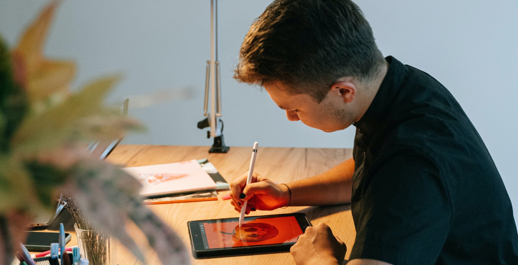 ⎯   Wir erschaffen Neues